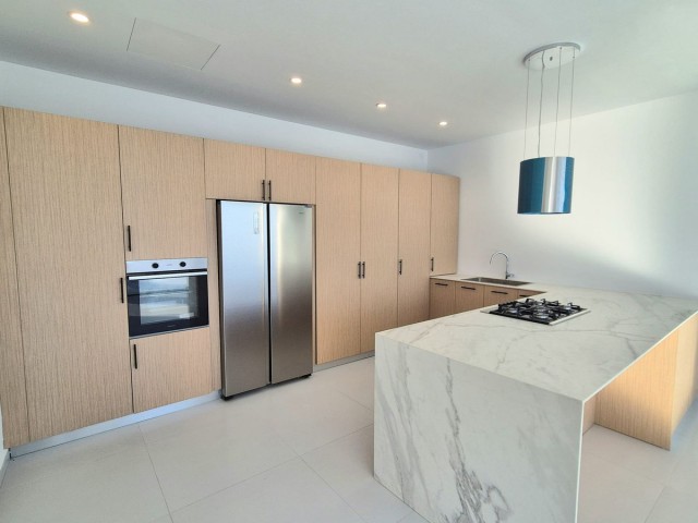3 Schlafzimmer Villa in Cerros del Aguila