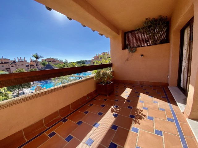 Appartement, Hacienda del Sol, R5223202