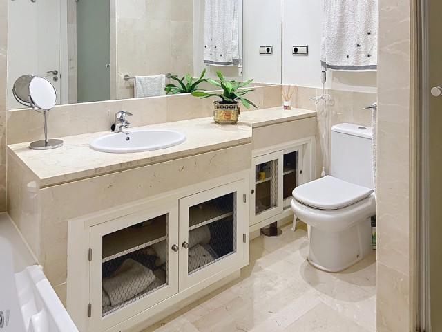 2 Bedrooms Apartment in Manilva