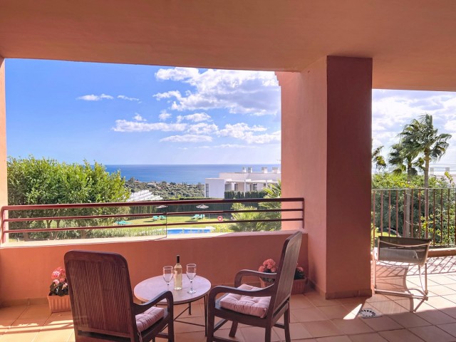 2 Bedrooms Apartment in Manilva