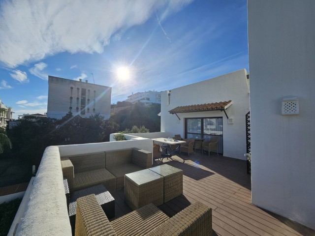 Penthouse avec 3 Chambres  à Selwo
