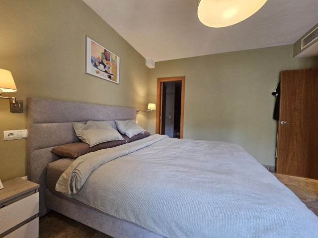 Penthouse avec 3 Chambres  à Selwo