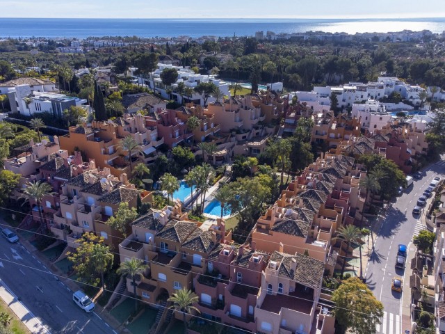 3 Bedrooms Townhouse in Nueva Andalucía