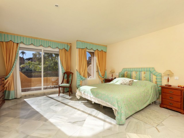 3 Bedrooms Townhouse in Nueva Andalucía
