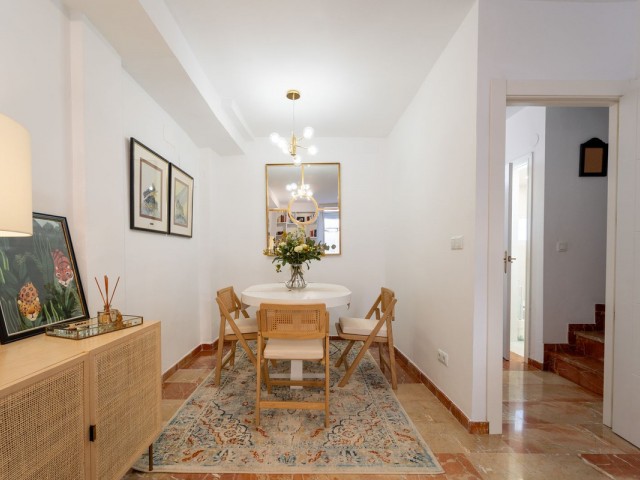 5 Bedrooms Townhouse in Marbella