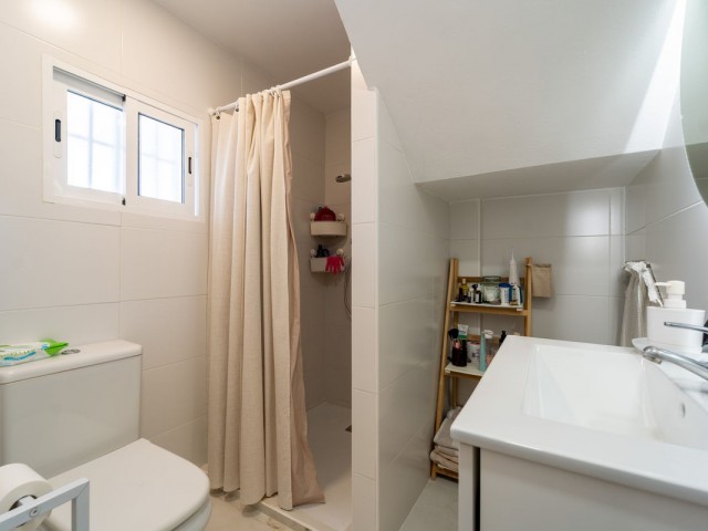 5 Bedrooms Townhouse in Marbella