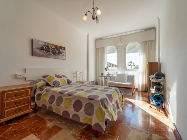 5 Bedrooms Townhouse in Marbella