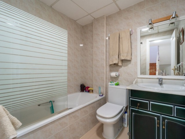 5 Bedrooms Townhouse in Marbella