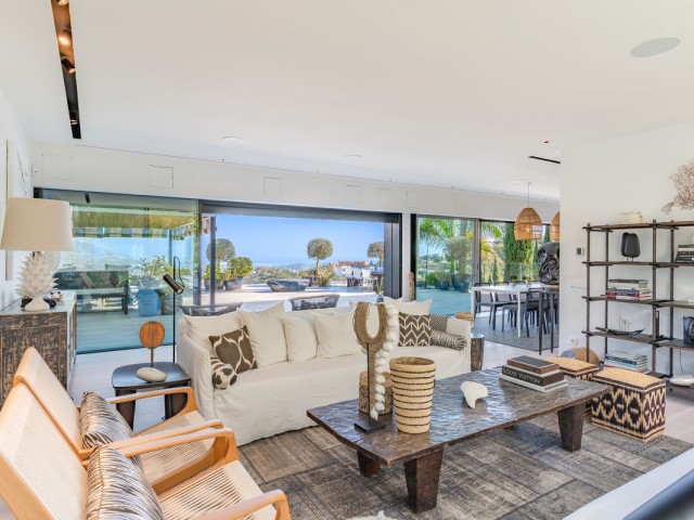 6 Schlafzimmer Villa in Elviria