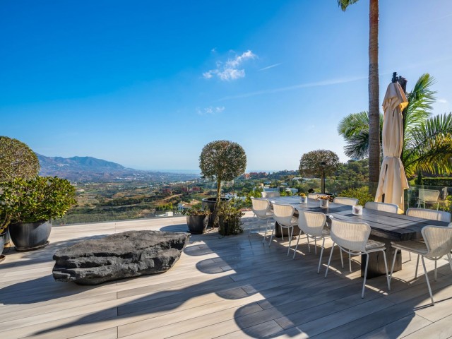 6 Schlafzimmer Villa in Elviria