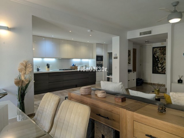 3 Bedrooms Apartment in San Pedro de Alcántara