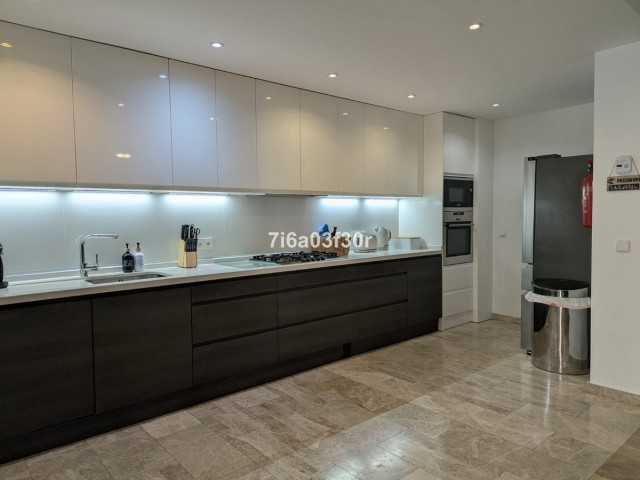 3 Bedrooms Apartment in San Pedro de Alcántara