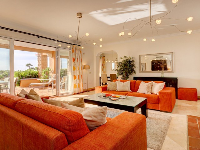3 Bedrooms Apartment in Casares