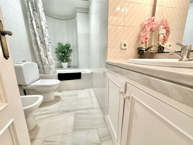 4 Bedrooms Townhouse in Calahonda