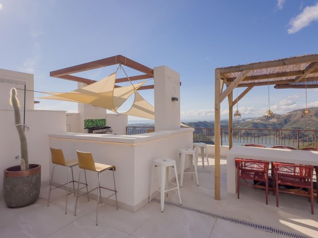 Penthouse in Istán