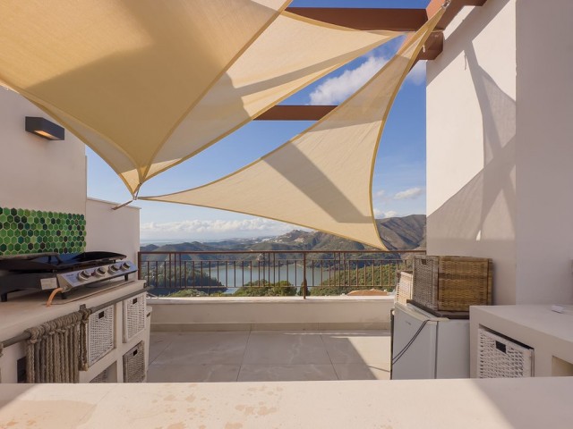 Penthouse in Istán