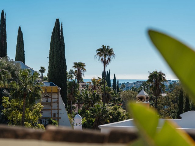 4 Bedrooms Townhouse in Nueva Andalucía