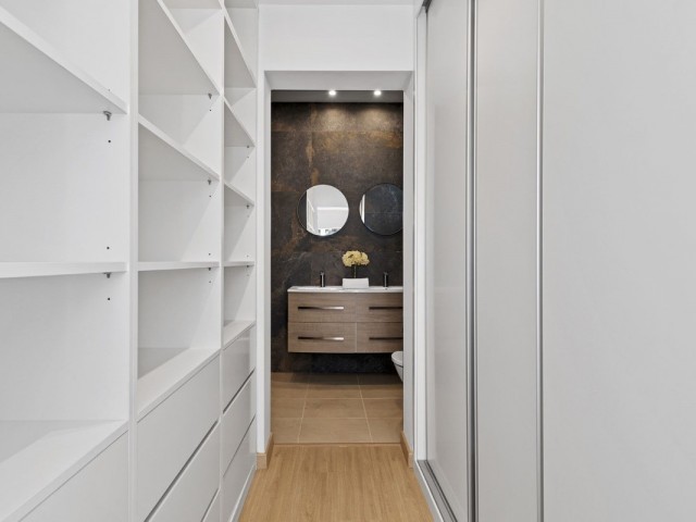 2 Bedrooms Townhouse in Calahonda