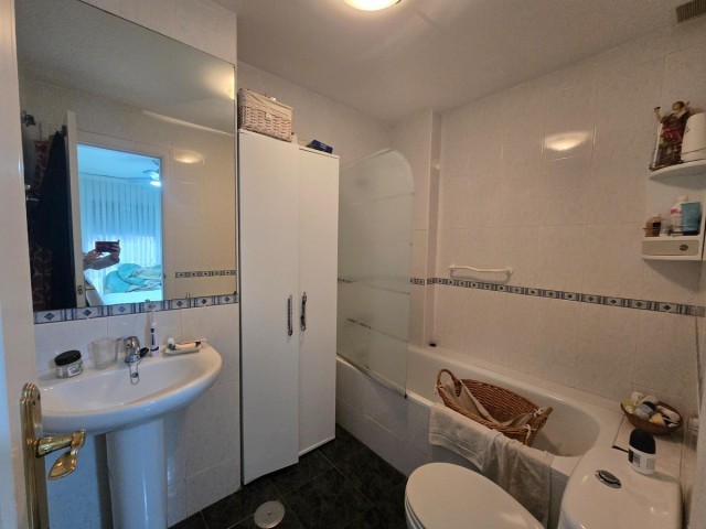 3 Slaapkamer Rijtjeshuis in Torremolinos