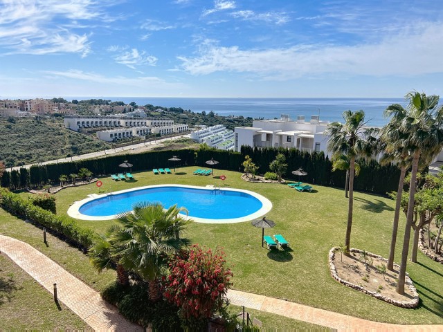 Penthouse avec 2 Chambres  à Manilva