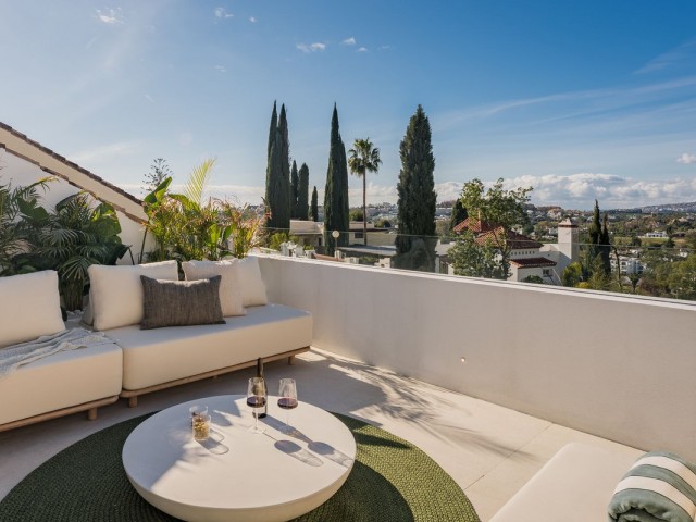 3 Bedrooms Townhouse in Nueva Andalucía