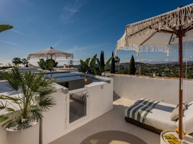 3 Bedrooms Townhouse in Nueva Andalucía