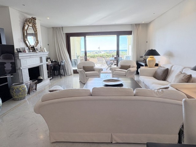 3 Bedrooms Apartment in Los Monteros