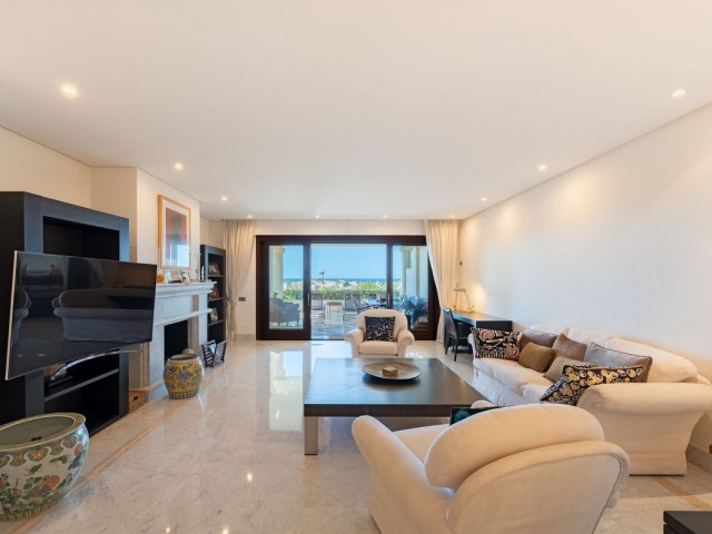 Huoneisto, Los Monteros, R5293915
