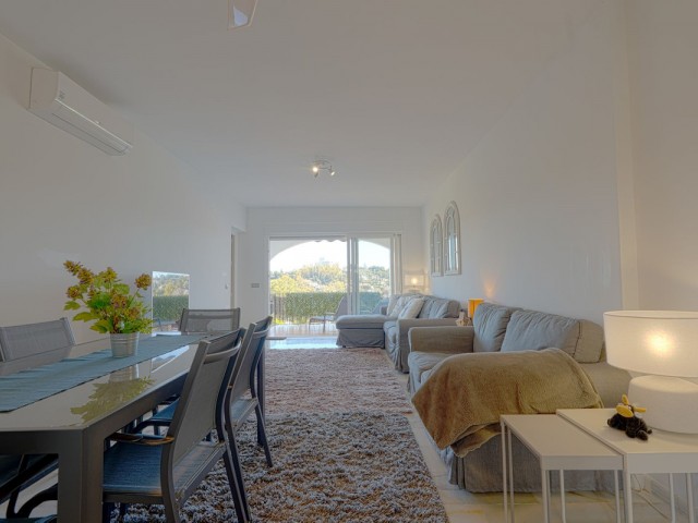 2 Bedrooms Apartment in El Paraiso