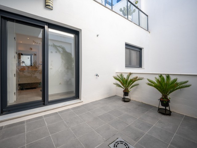 3 Bedrooms Townhouse in Marbella