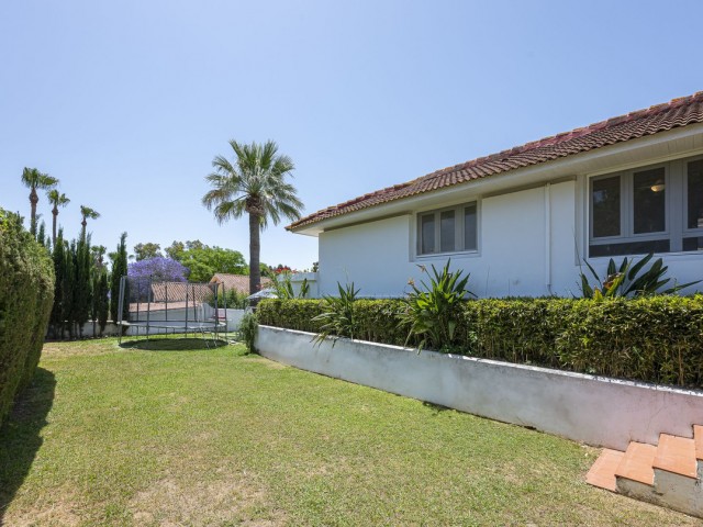 Villa, Sotogrande Costa, R5032786