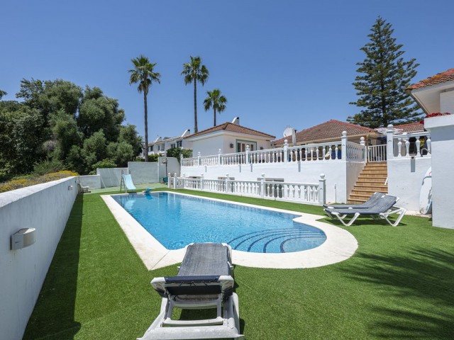Villa avec 5 Chambres  à Sotogrande Costa
