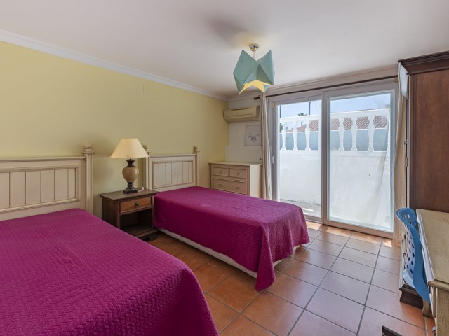 Villa avec 5 Chambres  à Sotogrande Costa