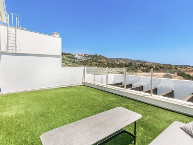 Penthouse in Altos de los Monteros