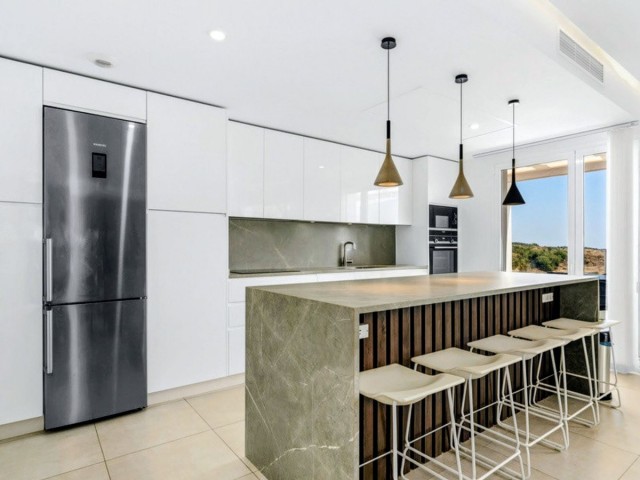 Penthouse in Altos de los Monteros