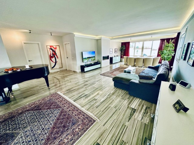 3 Bedrooms Villa in San Pedro de Alcántara