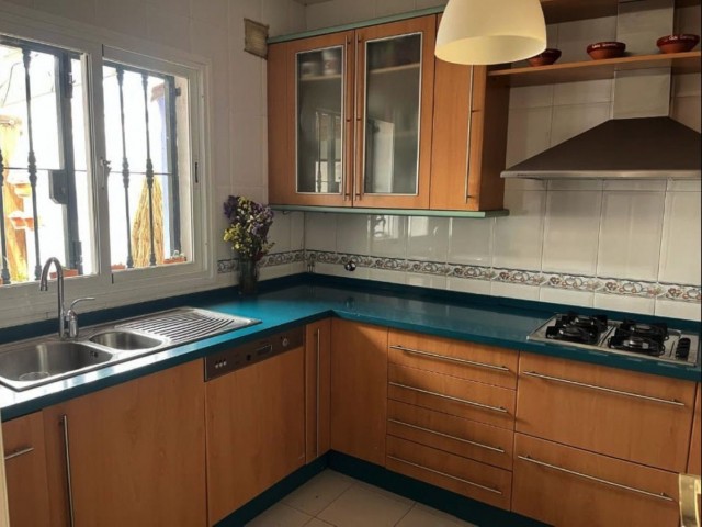 3 Slaapkamer Rijtjeshuis in Marbella