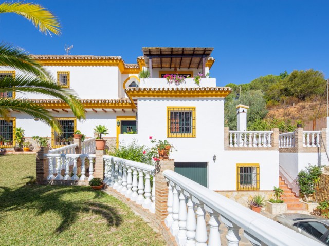 Villa, Elviria