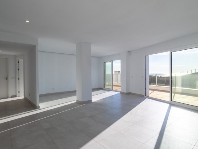 Penthouse in Altos de los Monteros