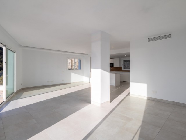 Penthouse in Altos de los Monteros