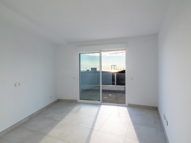 Penthouse in Altos de los Monteros