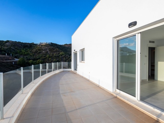 Penthouse in Altos de los Monteros