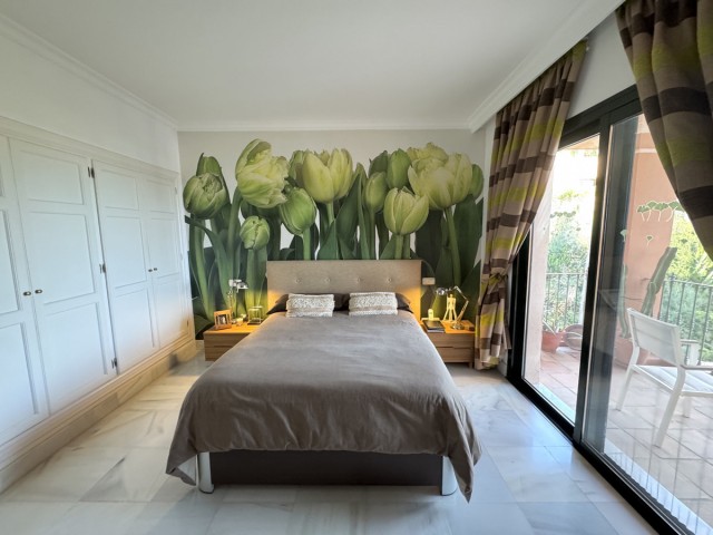 Appartement avec 3 Chambres  à Monte Halcones