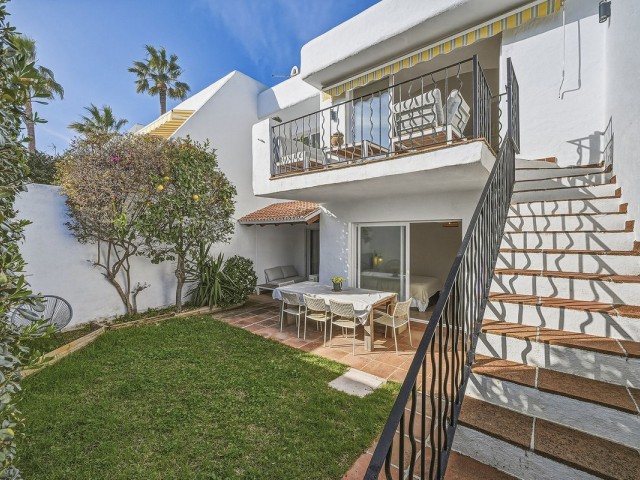 4 Bedrooms Villa in Cabopino