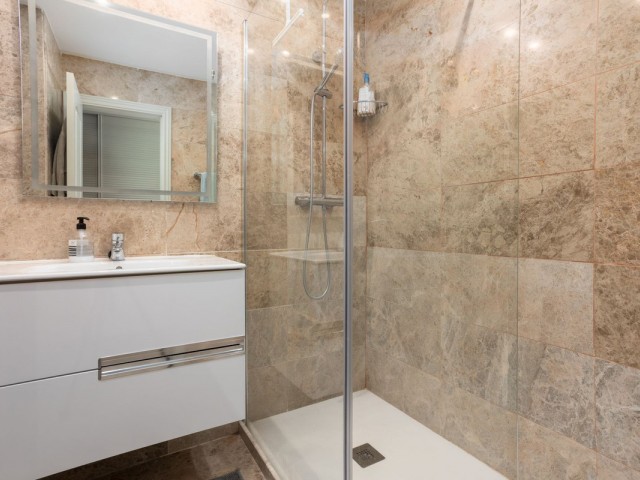 2 Schlafzimmer Apartment in San Pedro de Alcántara