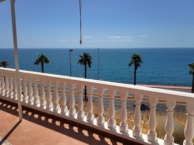 4 Bedrooms Villa in Benalmadena