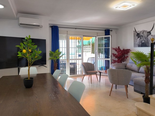 4 Bedrooms Villa in Benalmadena