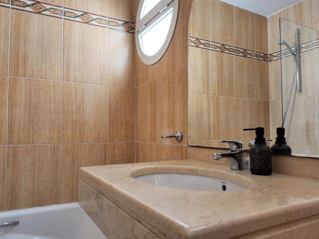 4 Bedrooms Villa in Benalmadena