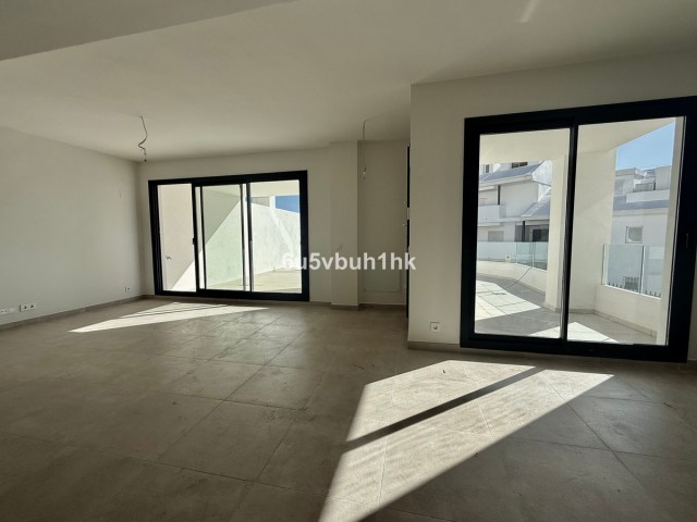 4 Bedrooms Townhouse in Benalmadena