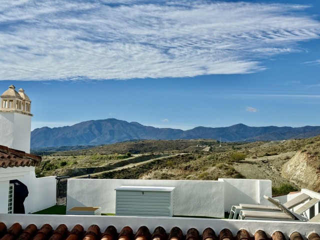 Apartment, El Paraiso, R5286031